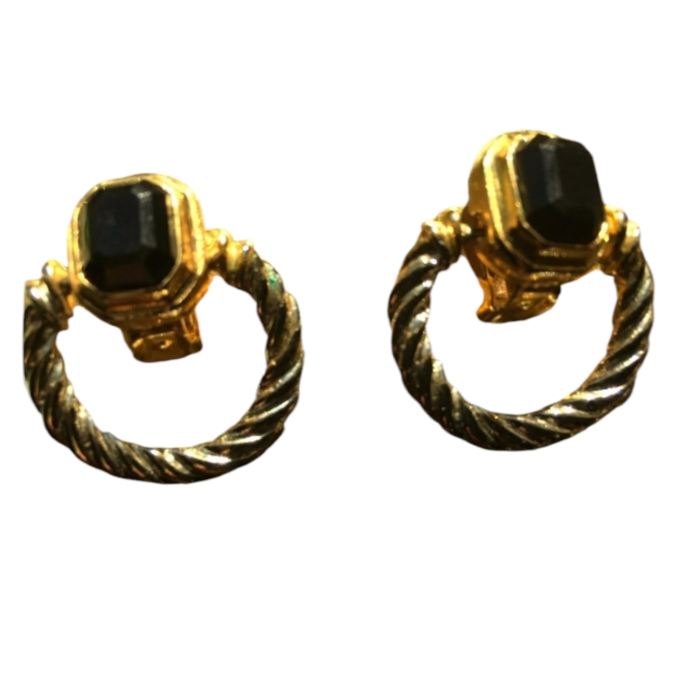 VINTAGE CLIP ON WRAPPED EARRINGS COMFORTABLE